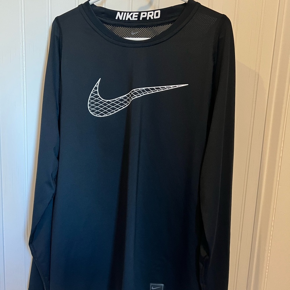 Boys Nike Pro brand black long sleeve shirt in excellent condition, size large
